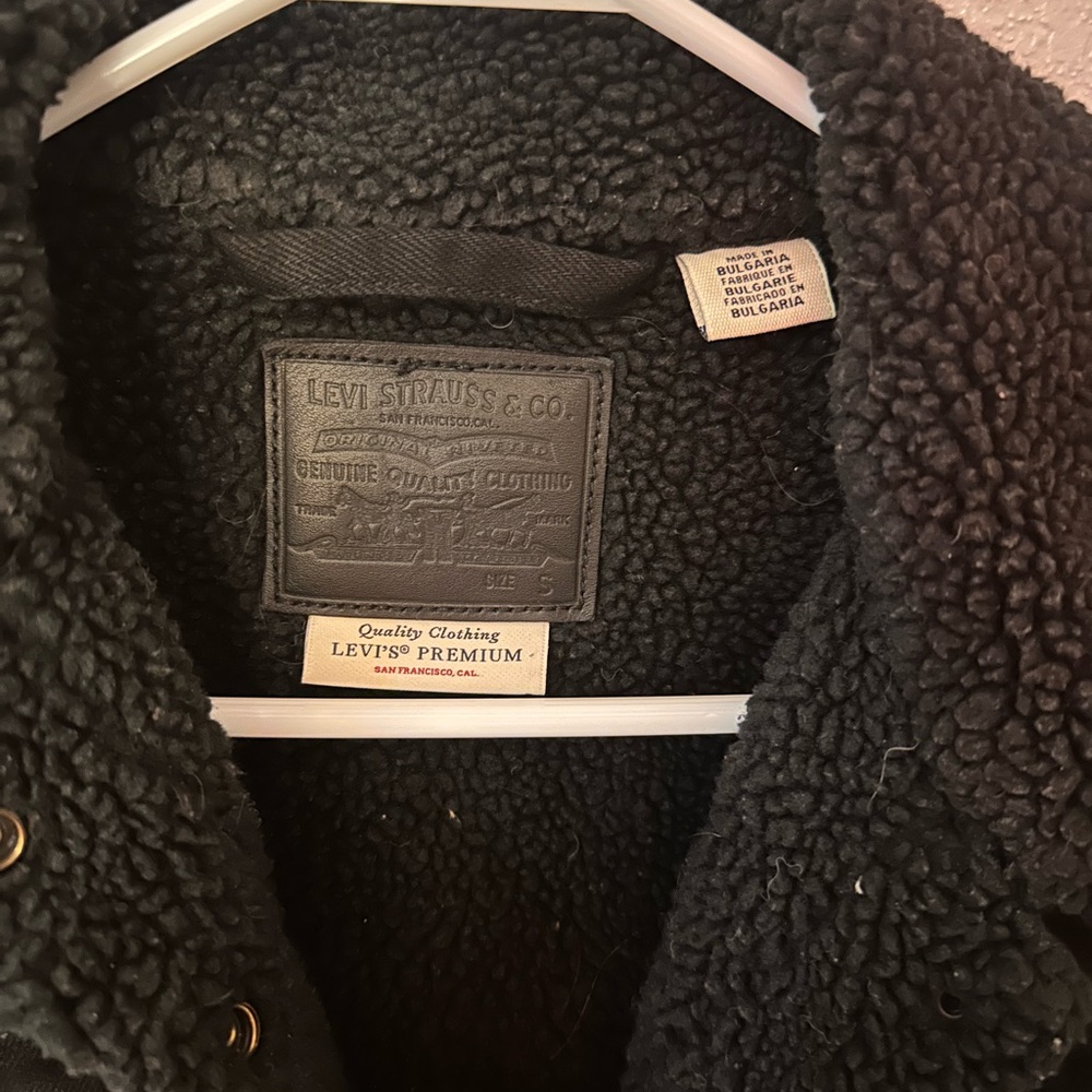 Levi’s Sherpa Black Denim Jacket - image 3